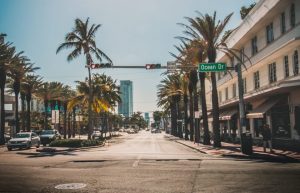 Miami- Moving with school children