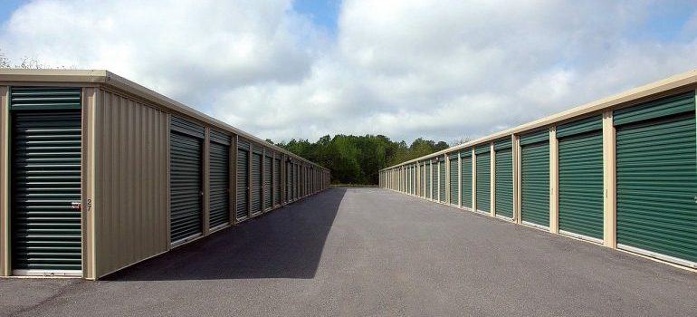 Storage units 