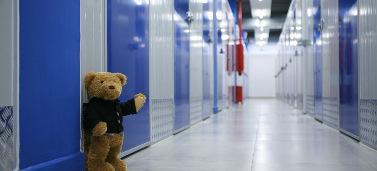 storage lockers