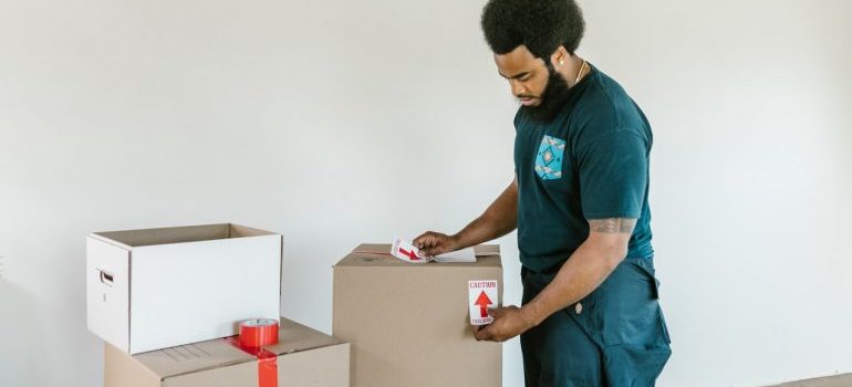 Naples mover packing boxes