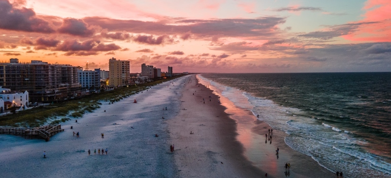 A photo of the beach in Jacksonville, one of the cities that have several affordable Florida neighborhoods to settle in