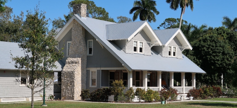 One of the homes you can come across while finding family home in Fort Lauderdale