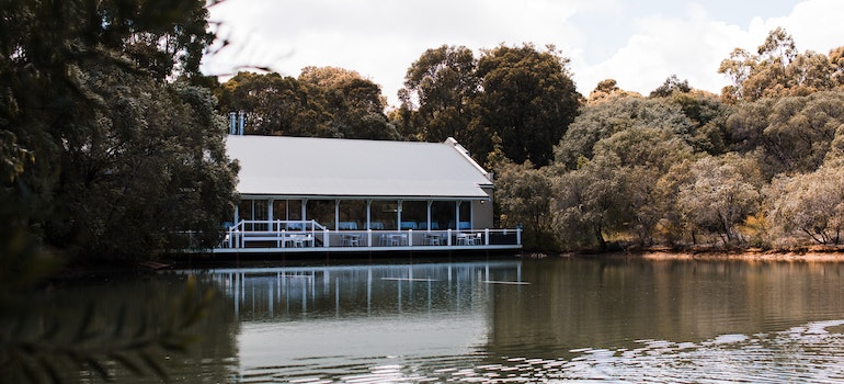 a house at the lake