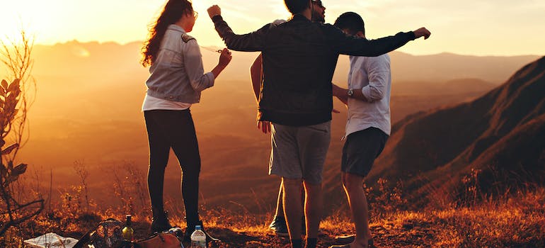 four friends standing